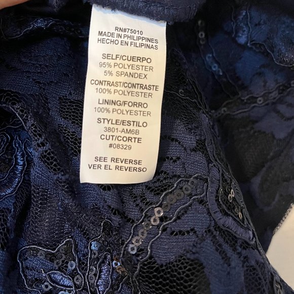 Gorgeous lace mini dress - Picture 5 of 16